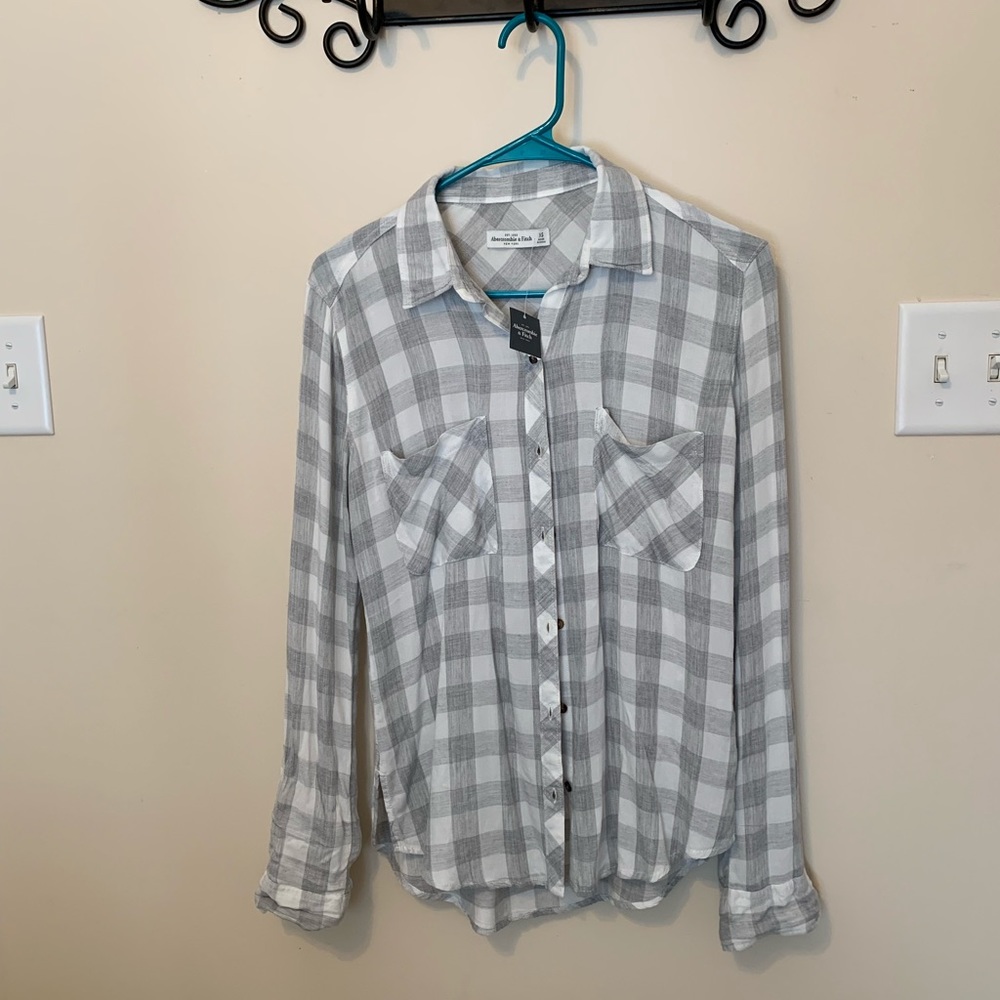 Abercrombie & Fitch gray/white plaid XS